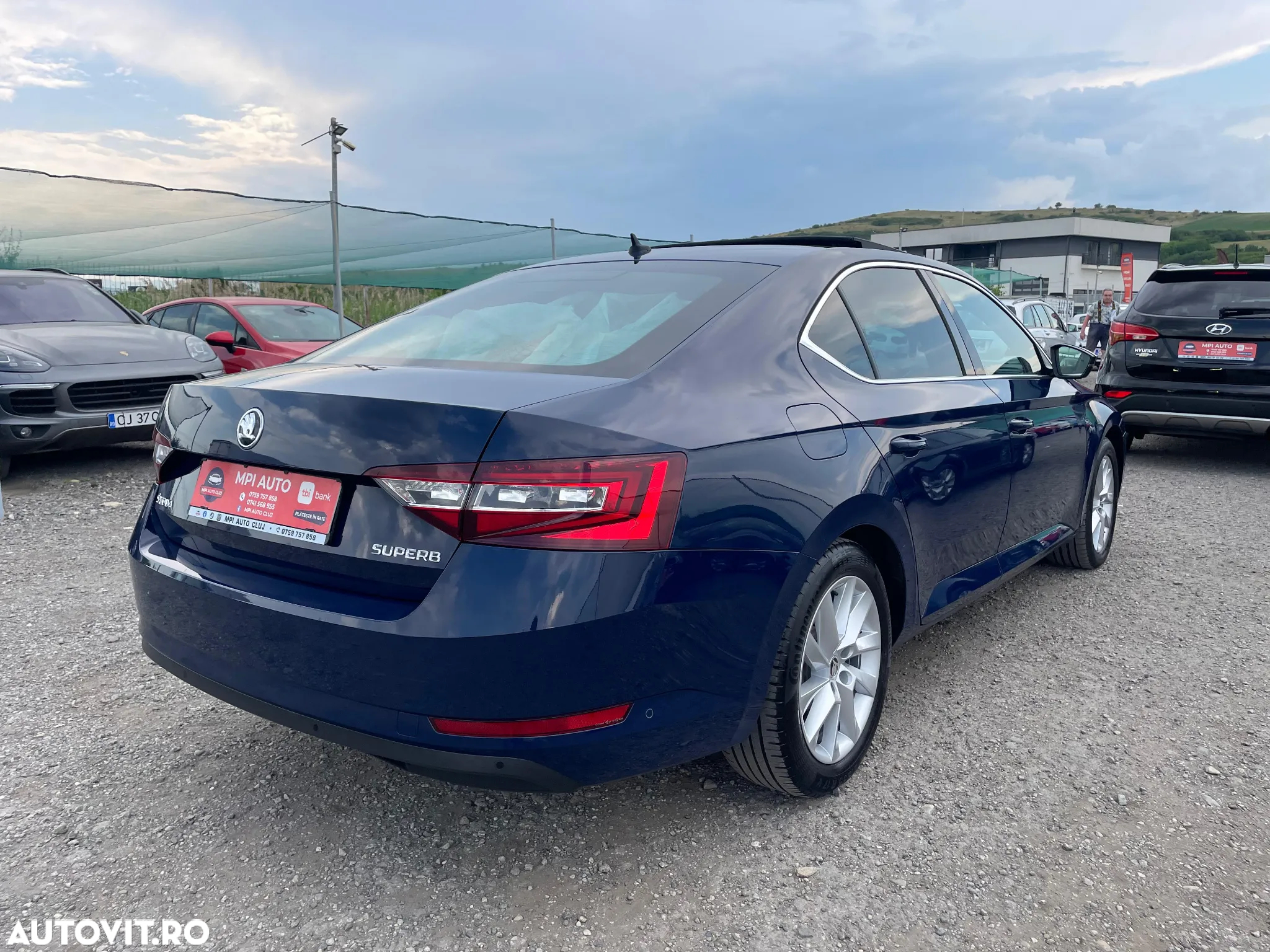 Skoda Superb 2.0 TDI DSG Style - 6