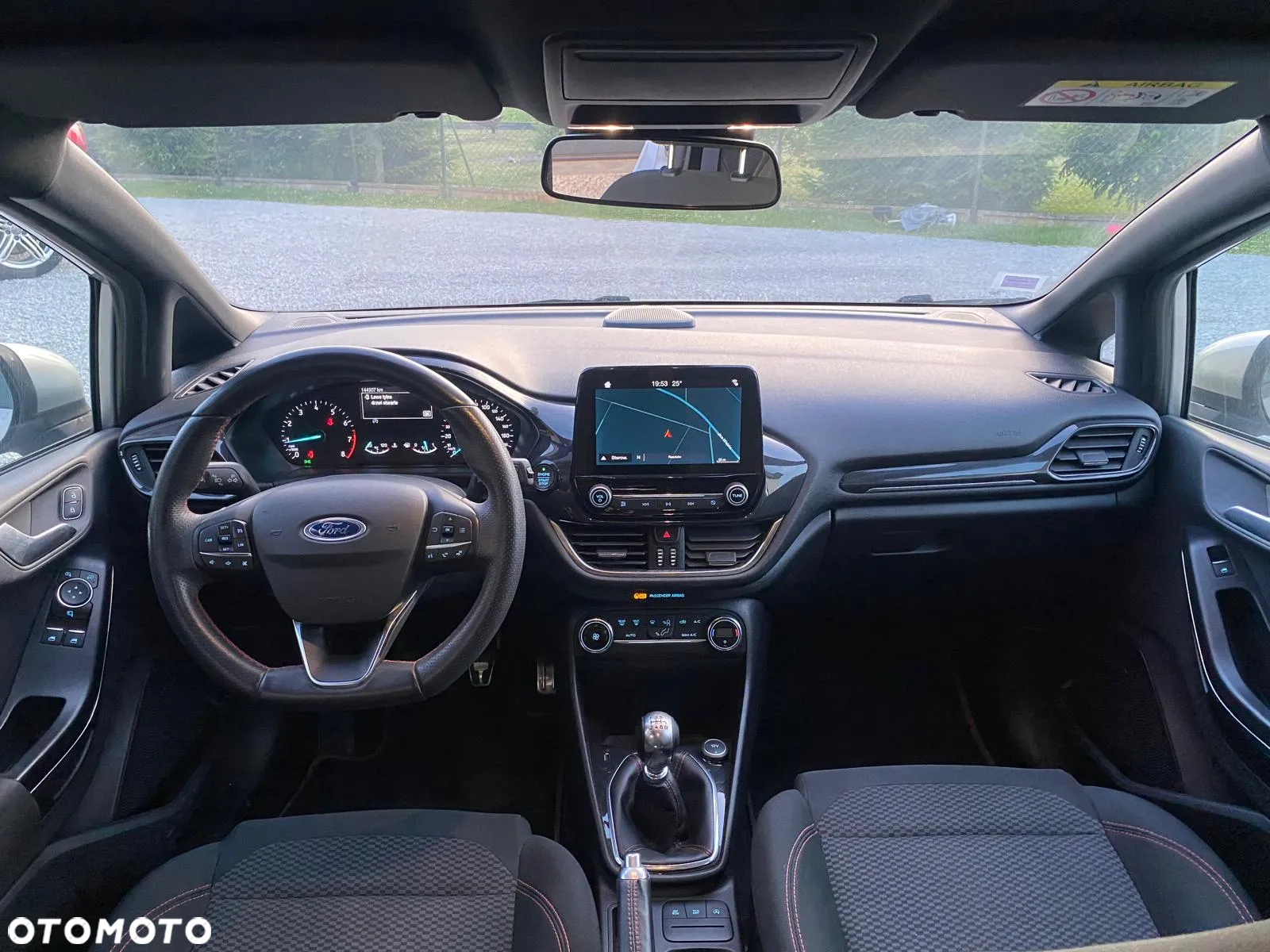 Ford Fiesta - 11