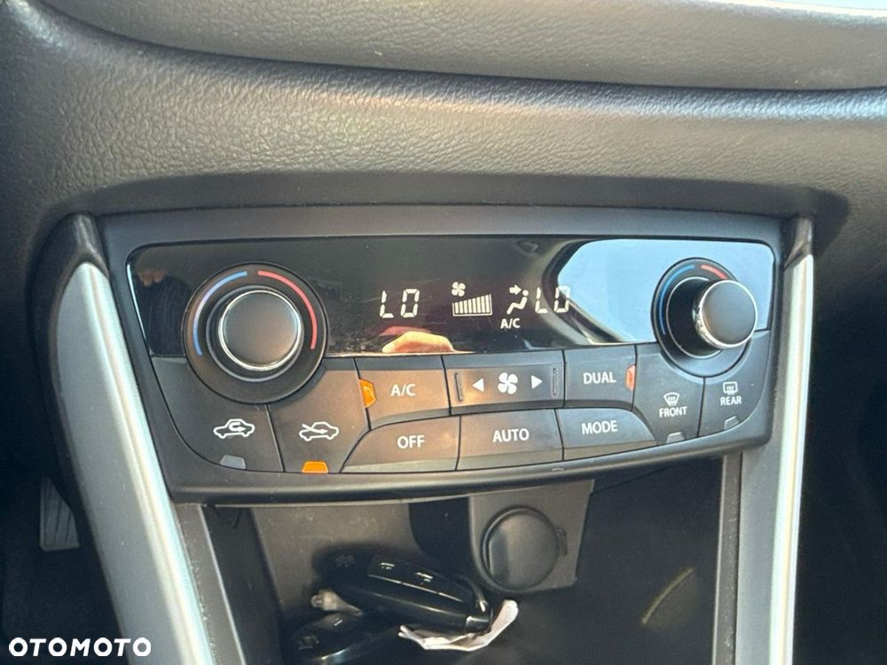 Suzuki SX4 S-Cross 1.4 T Premium - 29