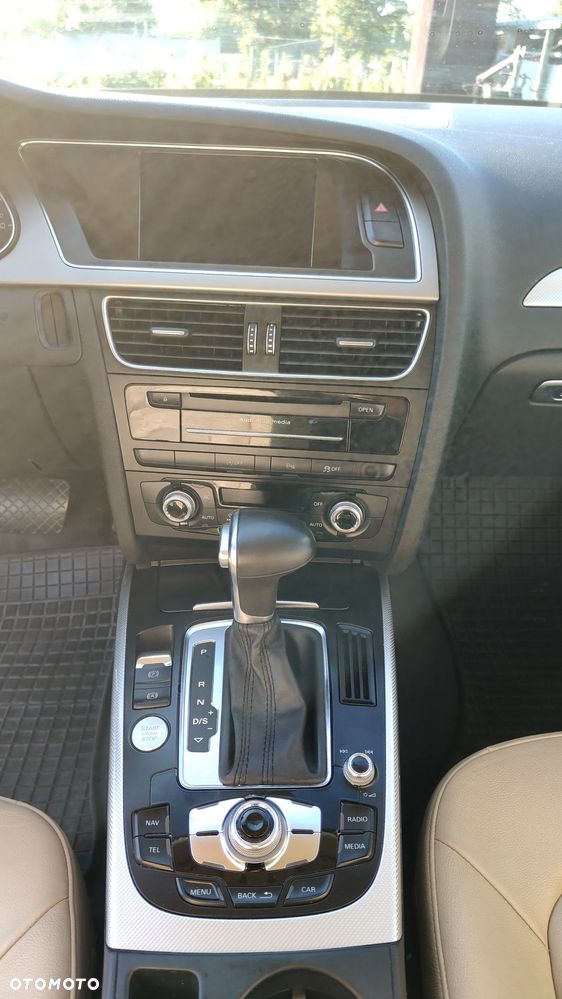 Audi A4 Avant 2.0 TDI DPF multitronic S line Sportpaket - 34