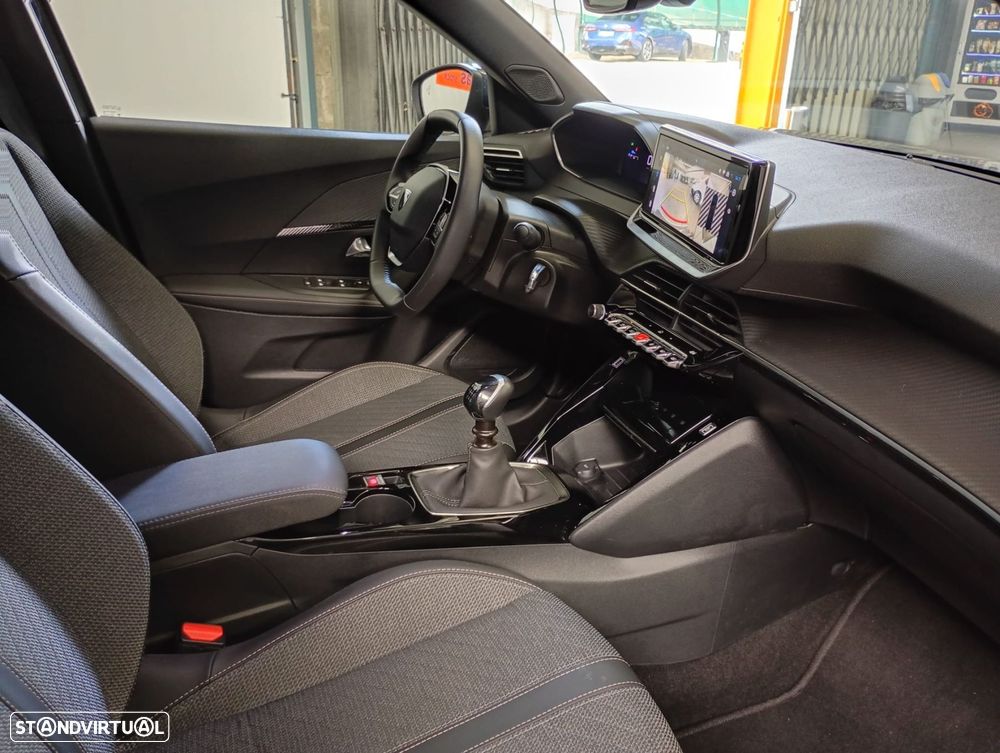 Peugeot 2008 1.2 PureTech Allure - 14