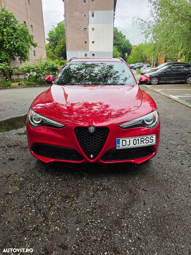 Alfa Romeo Stelvio 2.0 Turbo 16V AT8-Q4 Veloce Ti - 12