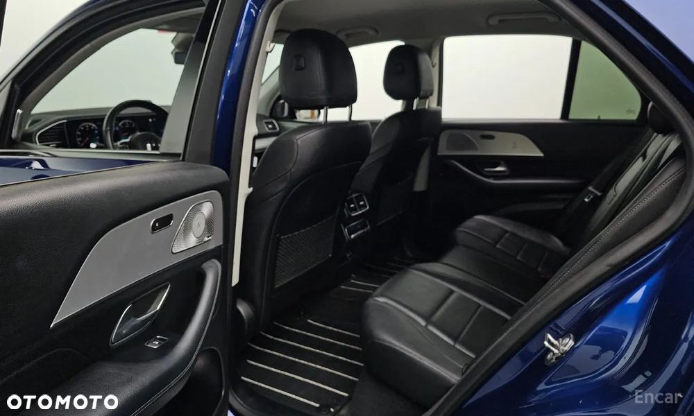 Mercedes-Benz GLE - 12