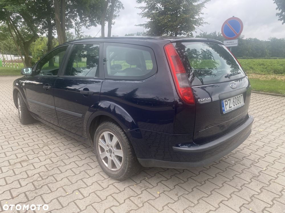 Ford Focus 1.6 TDCi Ambiente - 5