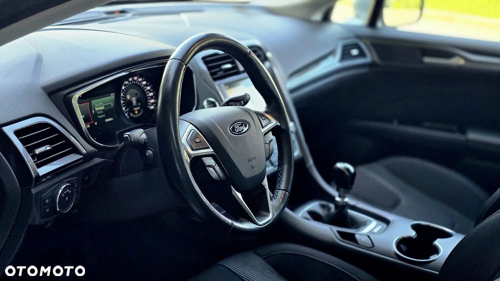 Ford Mondeo 2.0 EcoBlue Titanium - 19