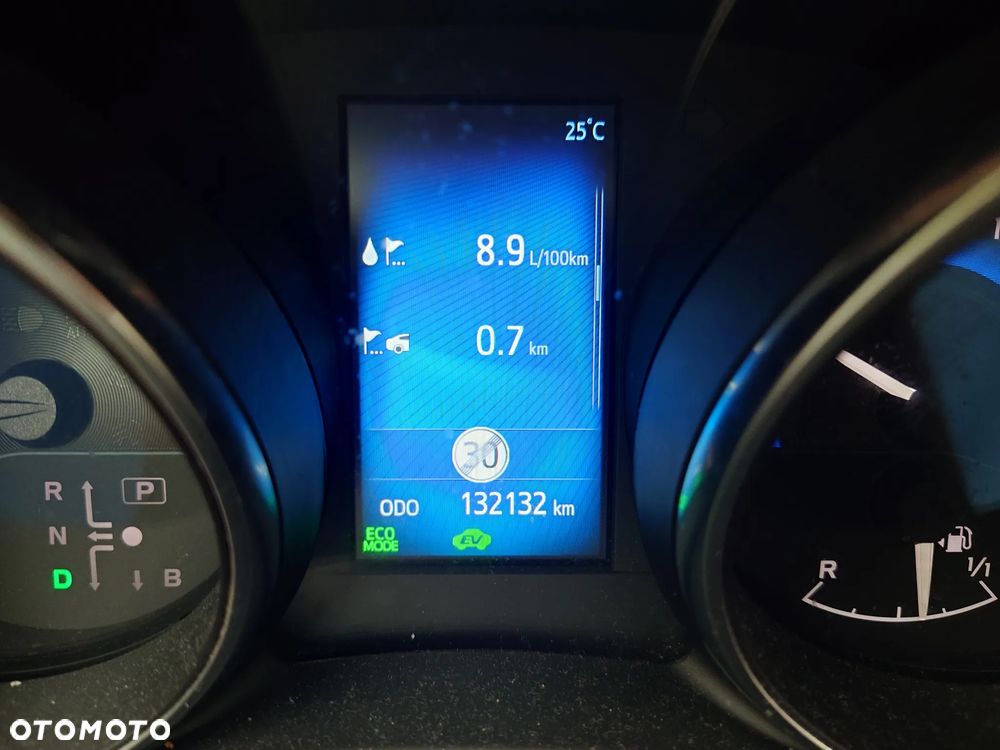 Toyota Auris - 15
