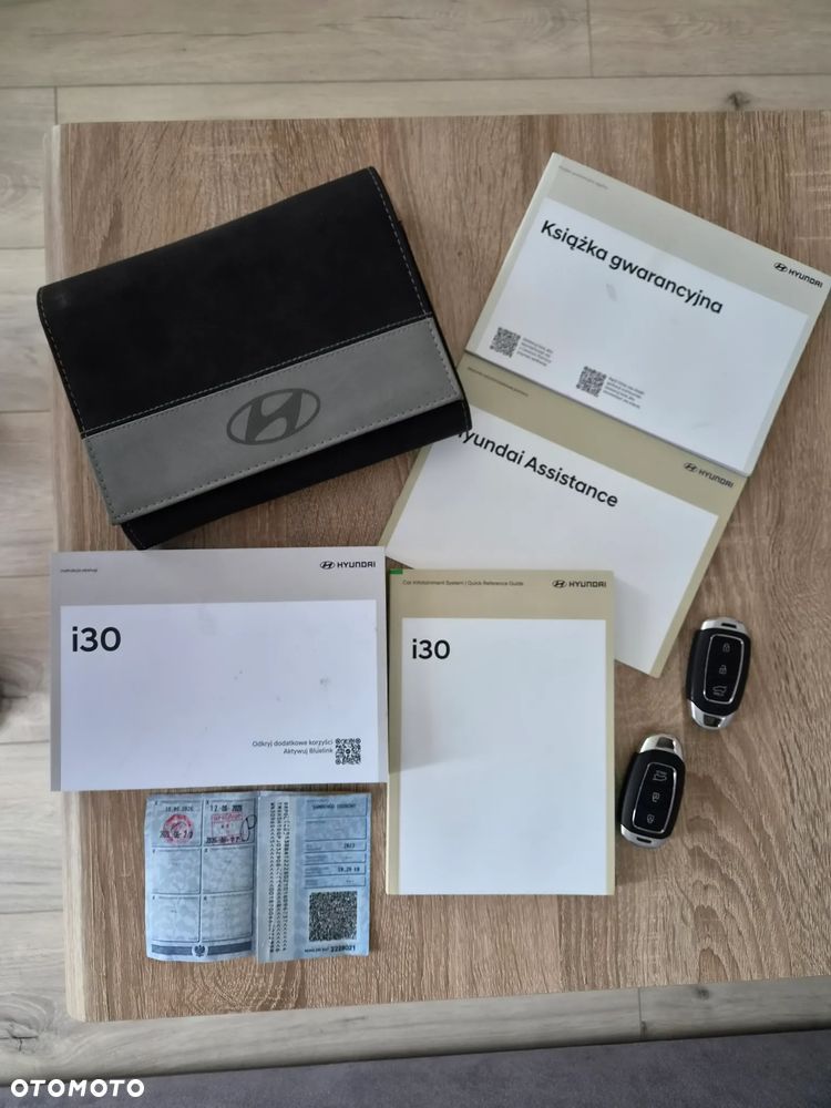 Hyundai i30 1.5 T-GDI 48V Comfort DCT - 38