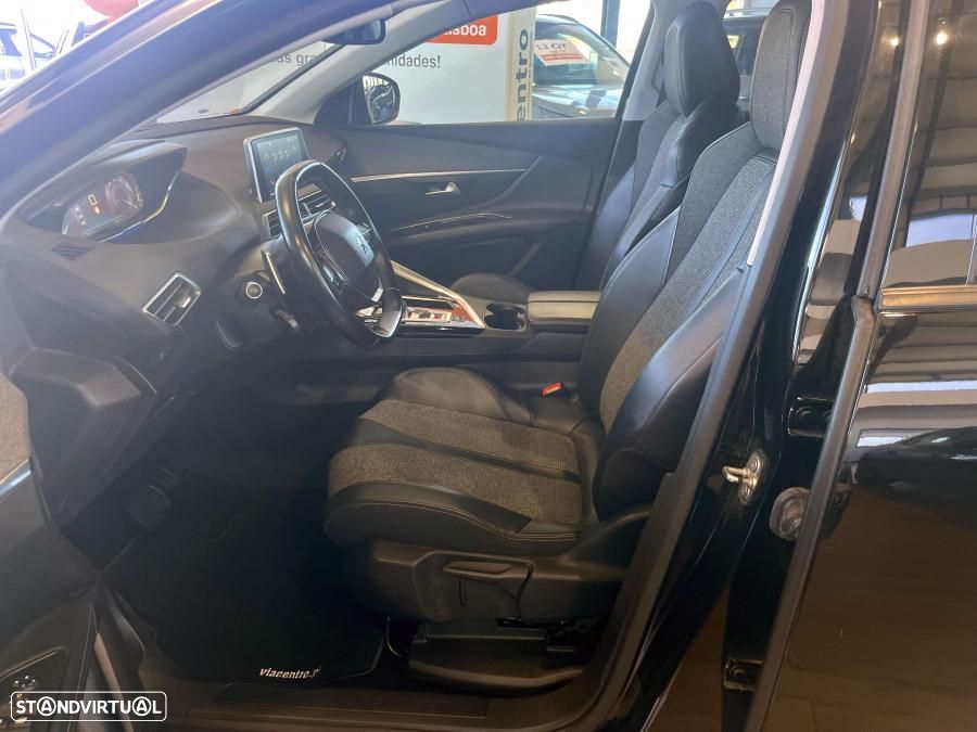 Peugeot 3008 1.2 PureTech Allure Pack EAT8 - 8