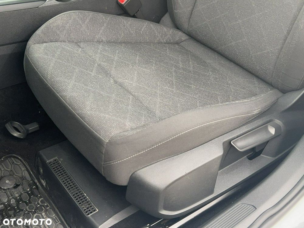 Volkswagen Golf 1.0 eTSI Life DSG - 17