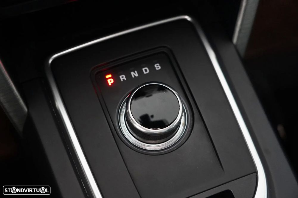 Land Rover Discovery Sport 2.0 TD4 SE Auto - 18