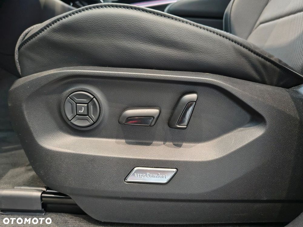 Volkswagen Touareg - 14
