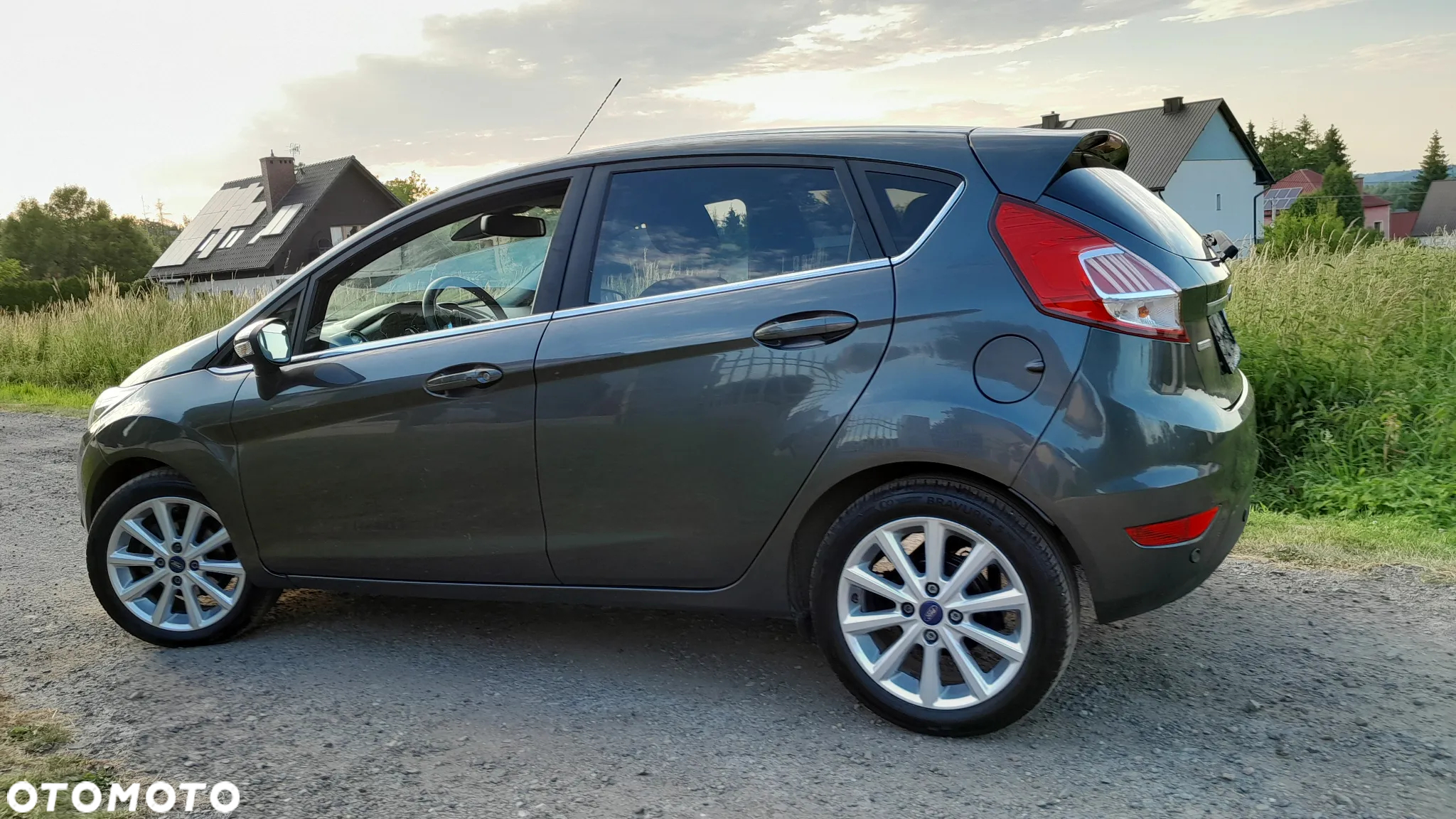 Ford Fiesta - 21
