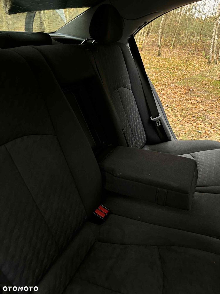 Mercedes-Benz Klasa E - 8