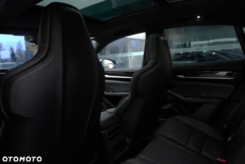 Porsche Macan - 15