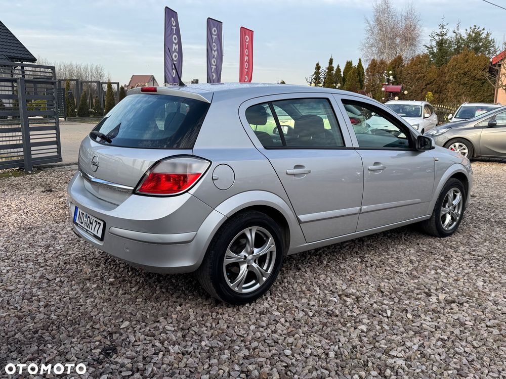 Opel Astra 1.6 - 11