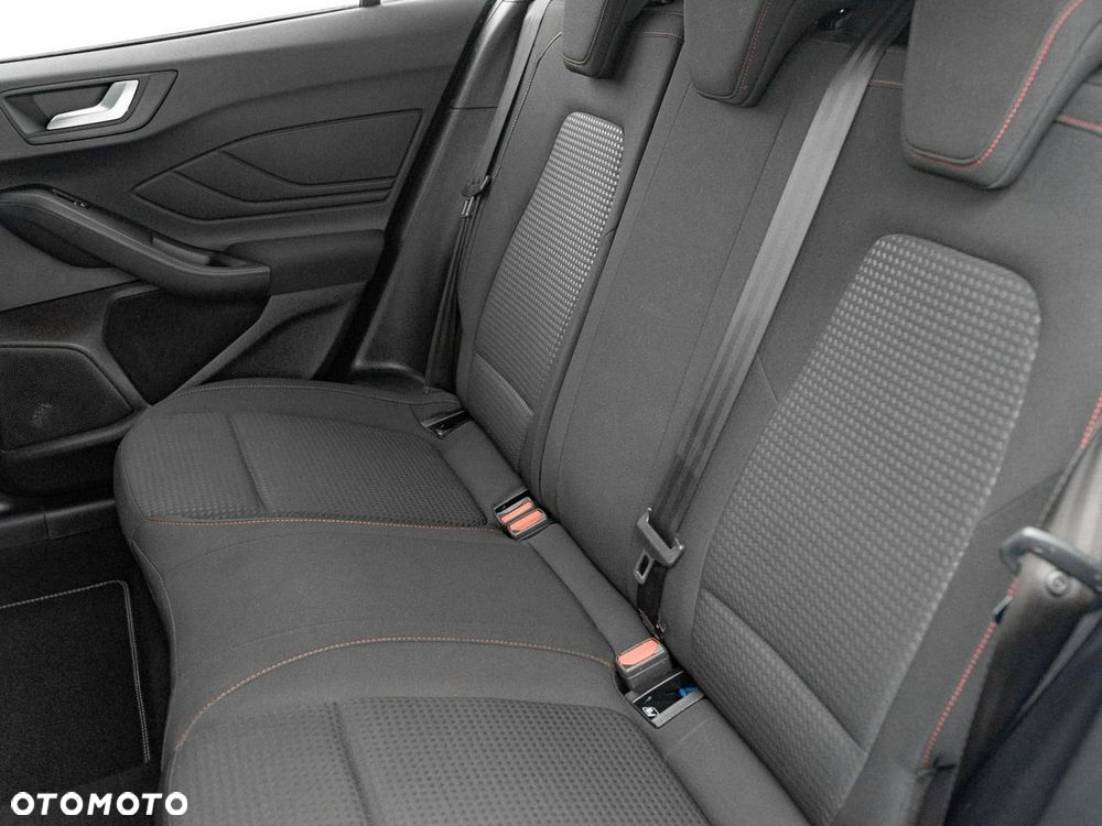 Ford Focus 1.0 EcoBoost ST-Line - 26