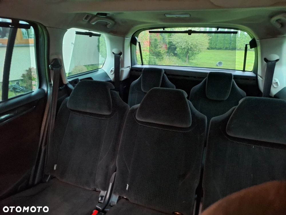 Citroën C4 Picasso - 8