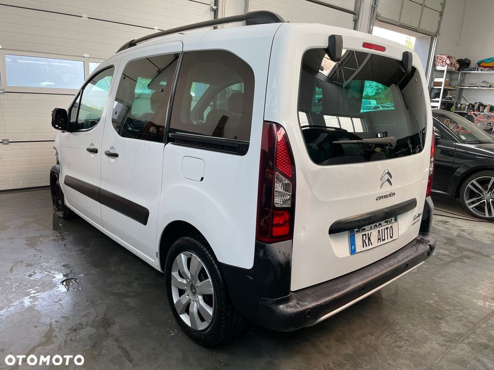 Citroën Berlingo M PureTech 110 START - 2