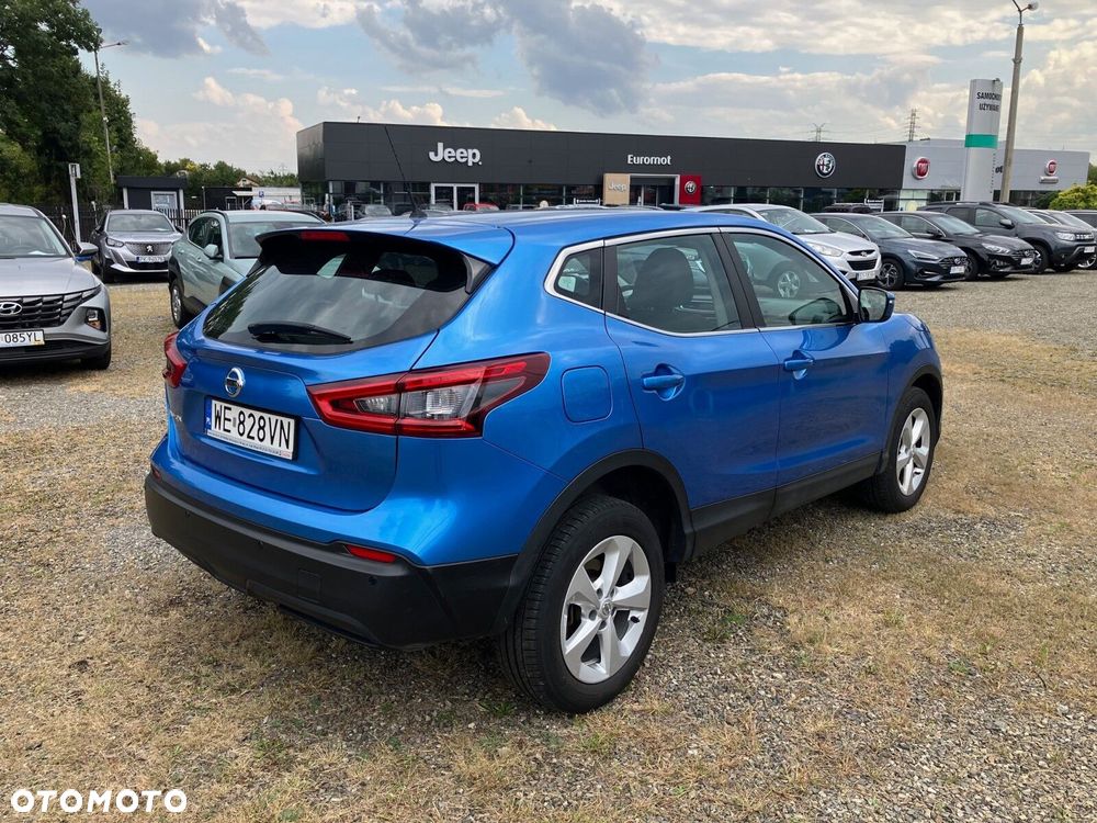 Nissan Qashqai - 4