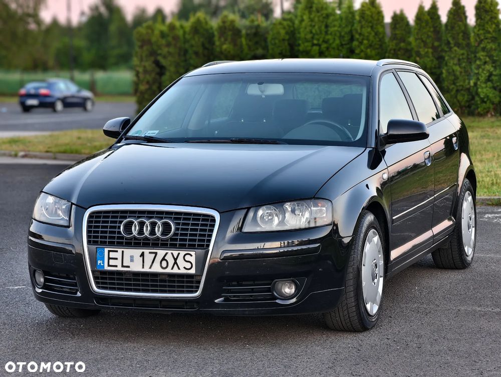 Audi A3 Sportback 2.0 TDI Attraction - 1
