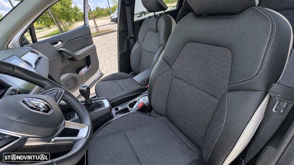 Renault Captur BLUE dCi 115 INTENS - 8