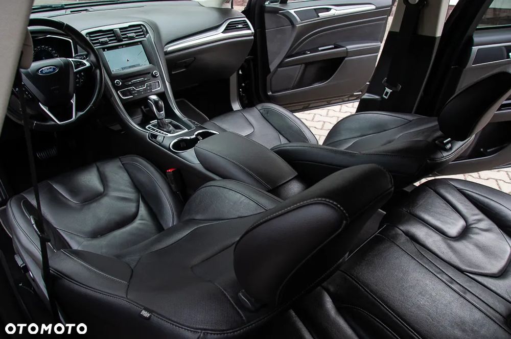 Ford Mondeo 2.0 TDCi STart-Stopp PowerShift-Aut Titanium - 24
