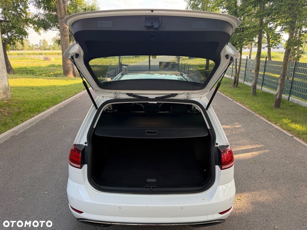 Volkswagen Golf 2.0 TDI SCR DSG Comfortline - 16