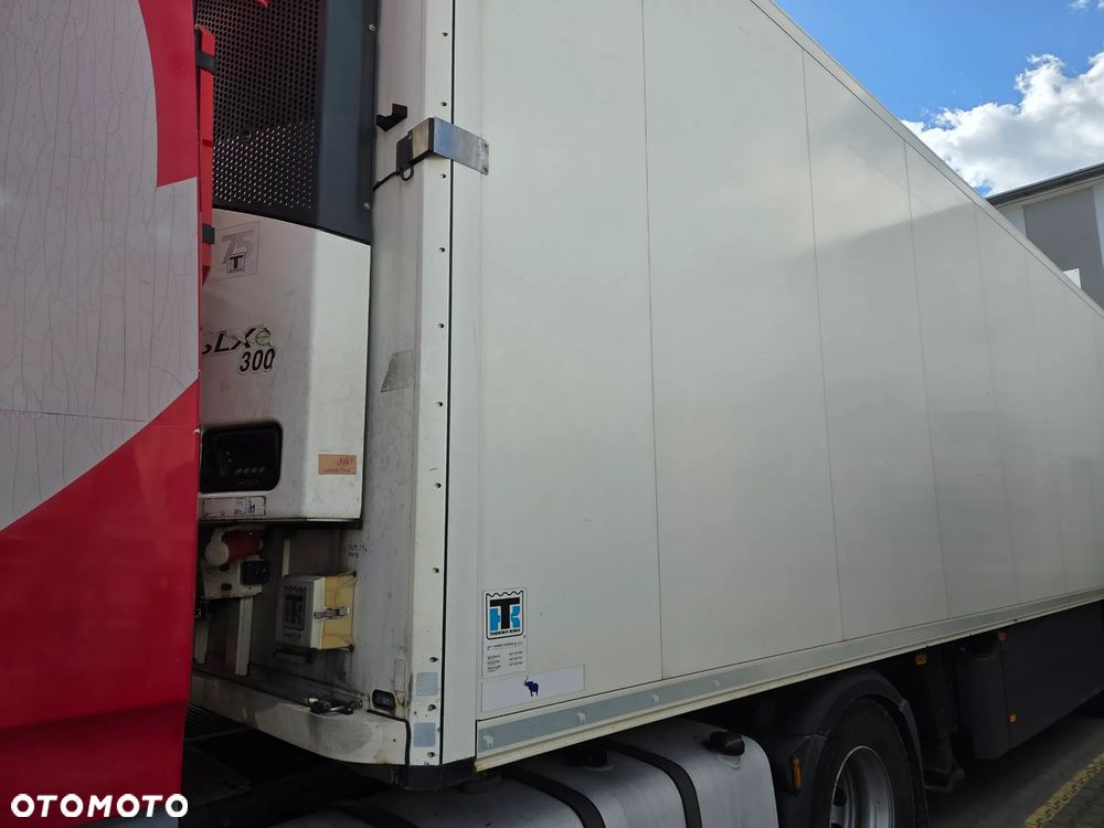 Schmitz CARGOBULL - 1