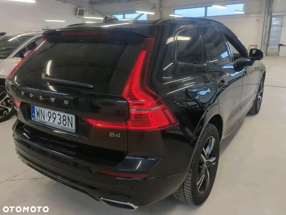 Volvo XC 60 B4 B R-Design - 4