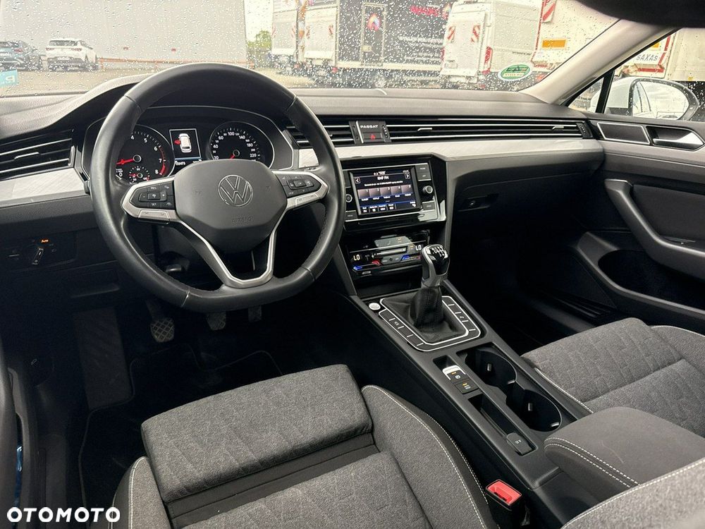 Volkswagen Passat 1.5 TSI EVO Business - 13