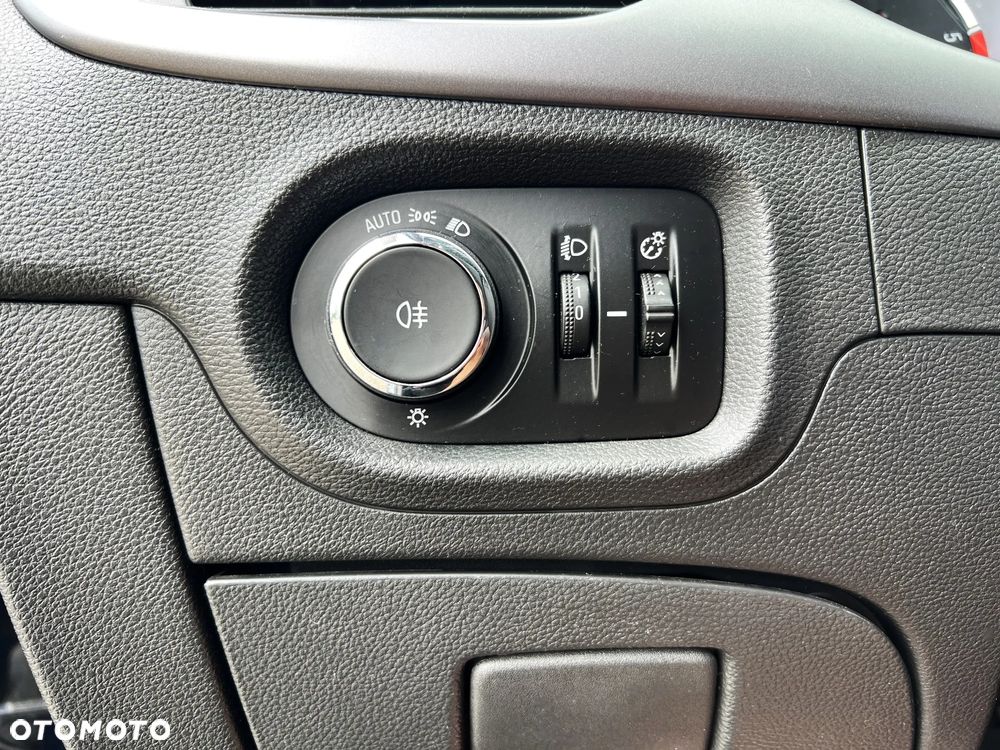 Opel Astra 1.6 CDTI Active - 36