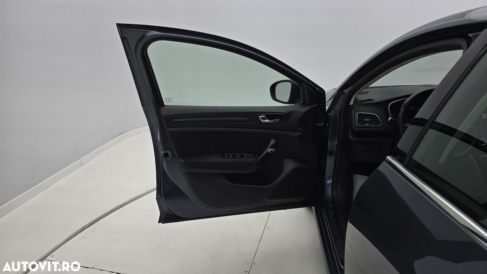 Renault Megane ENERGY dCi EDC Zen - 10