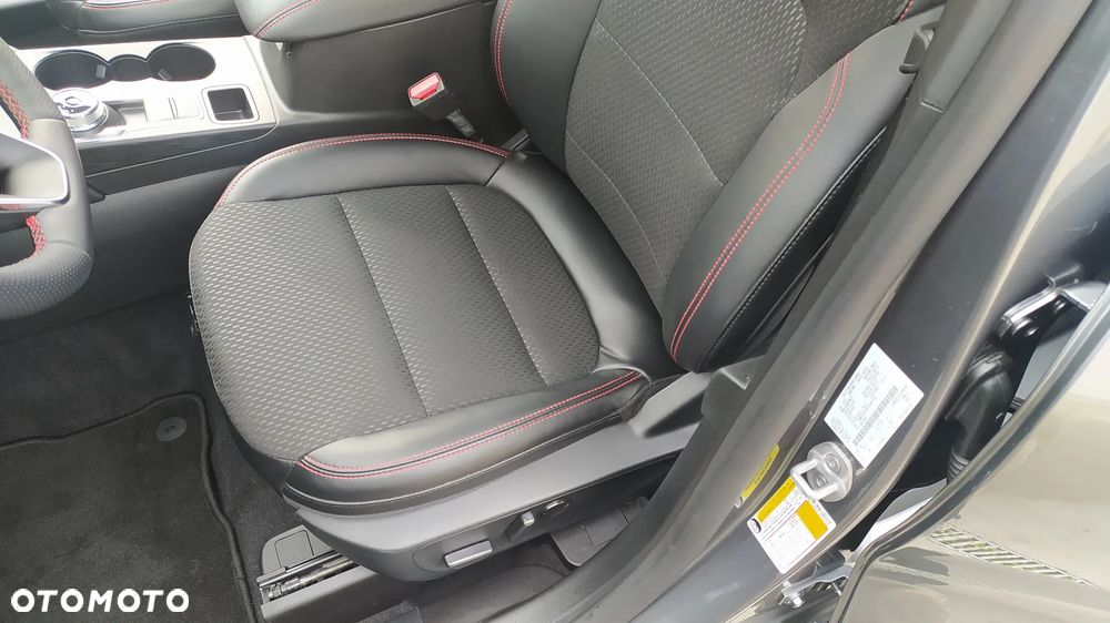 Ford Escape 2.0 EcoBoost AWD Titanium - 23