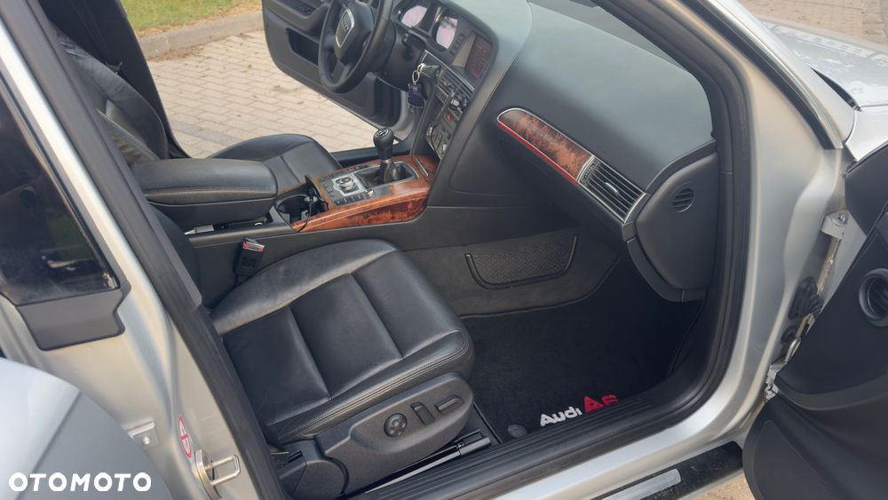 Audi A6 Avant - 25