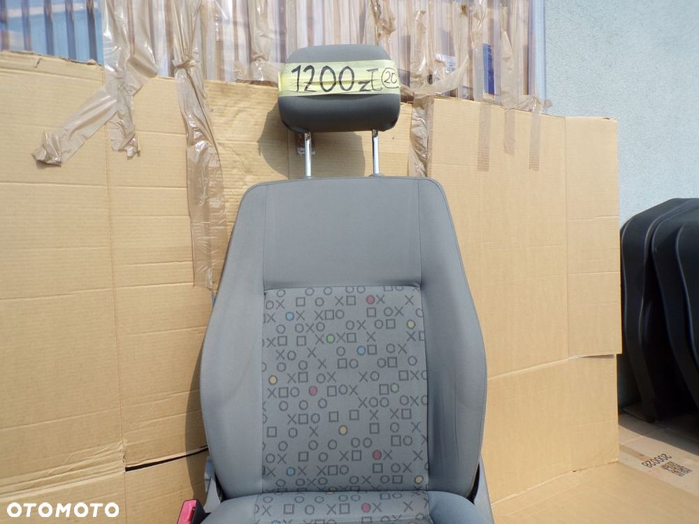 VW T5 Transporter fotel przedni przód KIEROWCY LEWY - 2