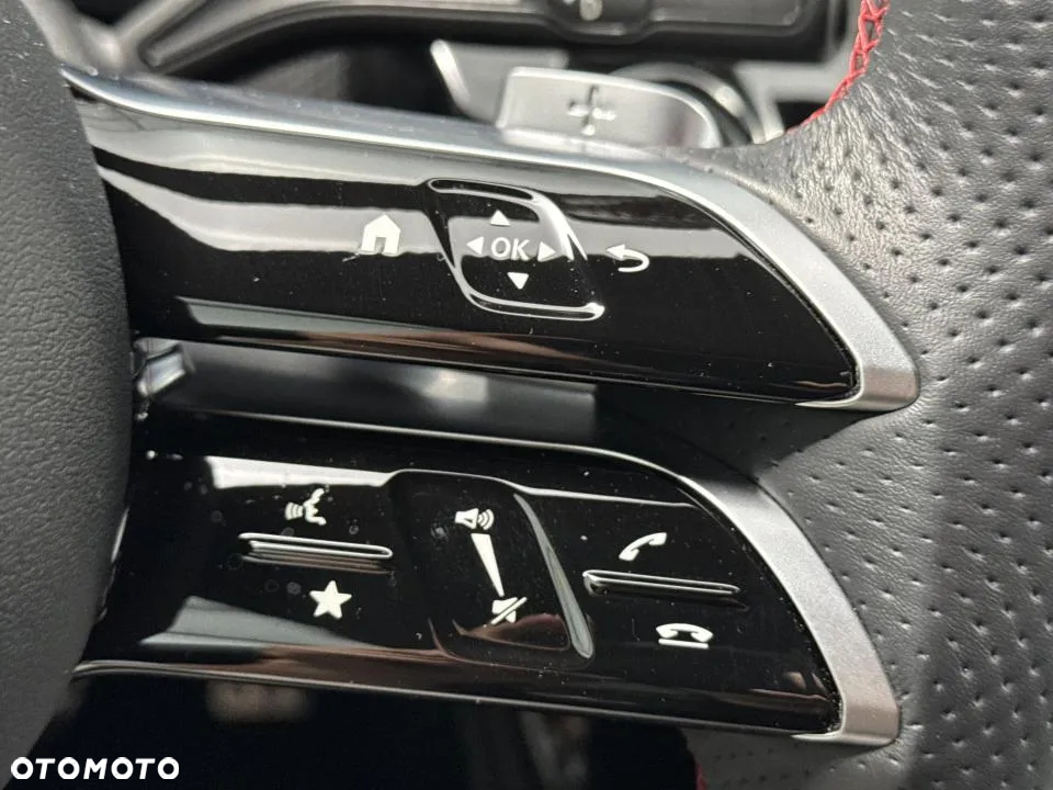 Mercedes-Benz CLA 220 4-Matic AMG Line 7G-DCT - 16