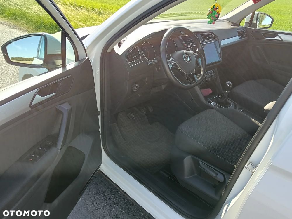 Volkswagen Tiguan 1.4 TSI BMT Comfortline - 14