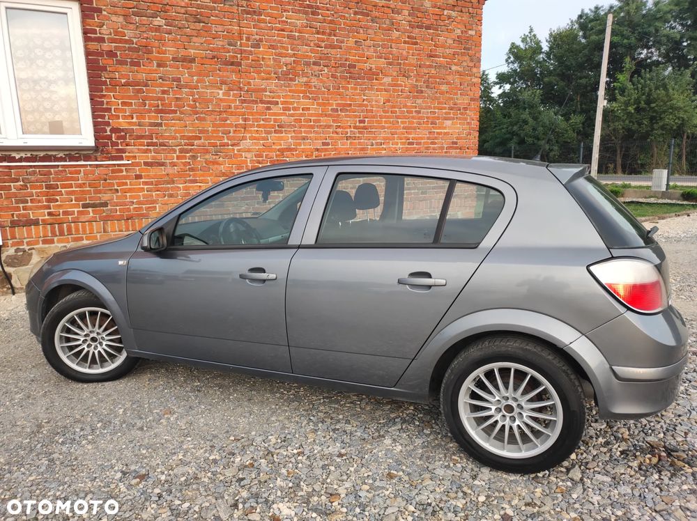 Opel Astra - 24