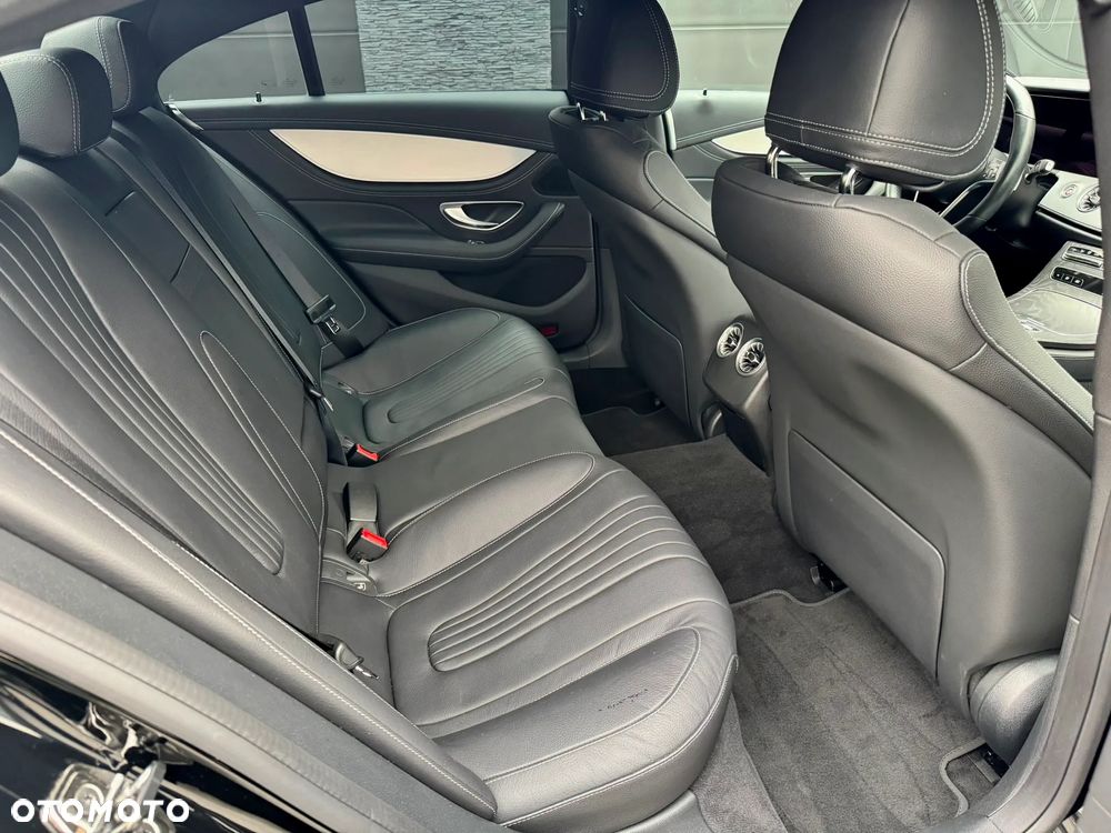 Mercedes-Benz CLS 450 4Matic 9G-TRONIC AMG Line - 17