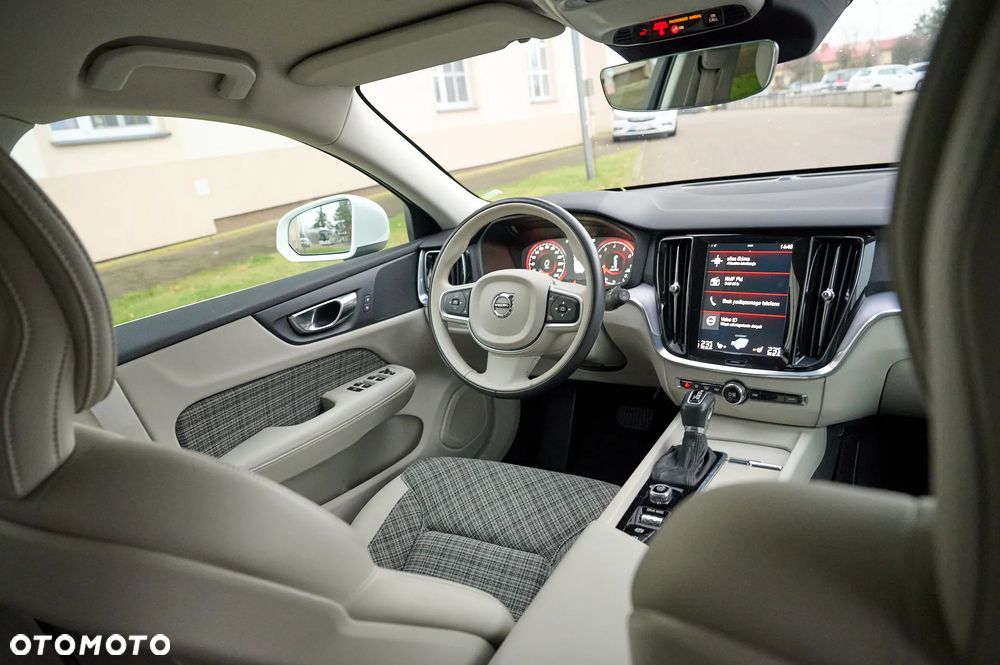 Volvo V60 - 3