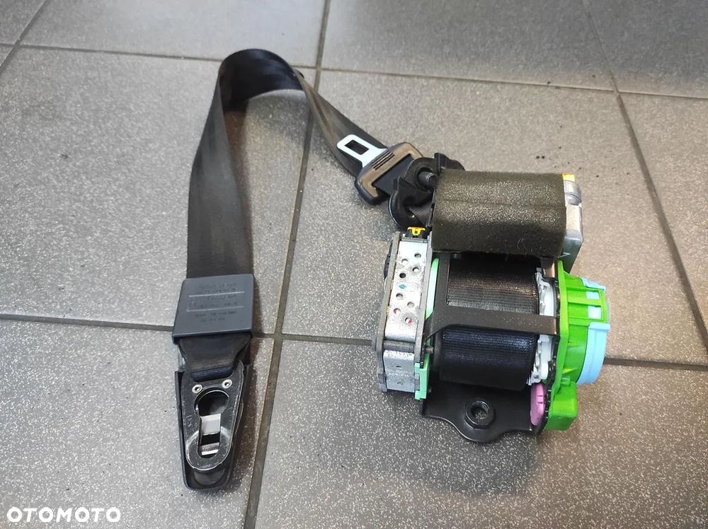 AUDI A4 B8 8K1857706K PAS BEZPIECZEŃSTWA NAPINACZ PRZEDNI PRZÓD WYSYŁKA !!! - 1