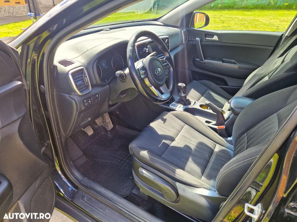 Kia Sportage 1.6 GDI 6MT 4x2 Plus - 12