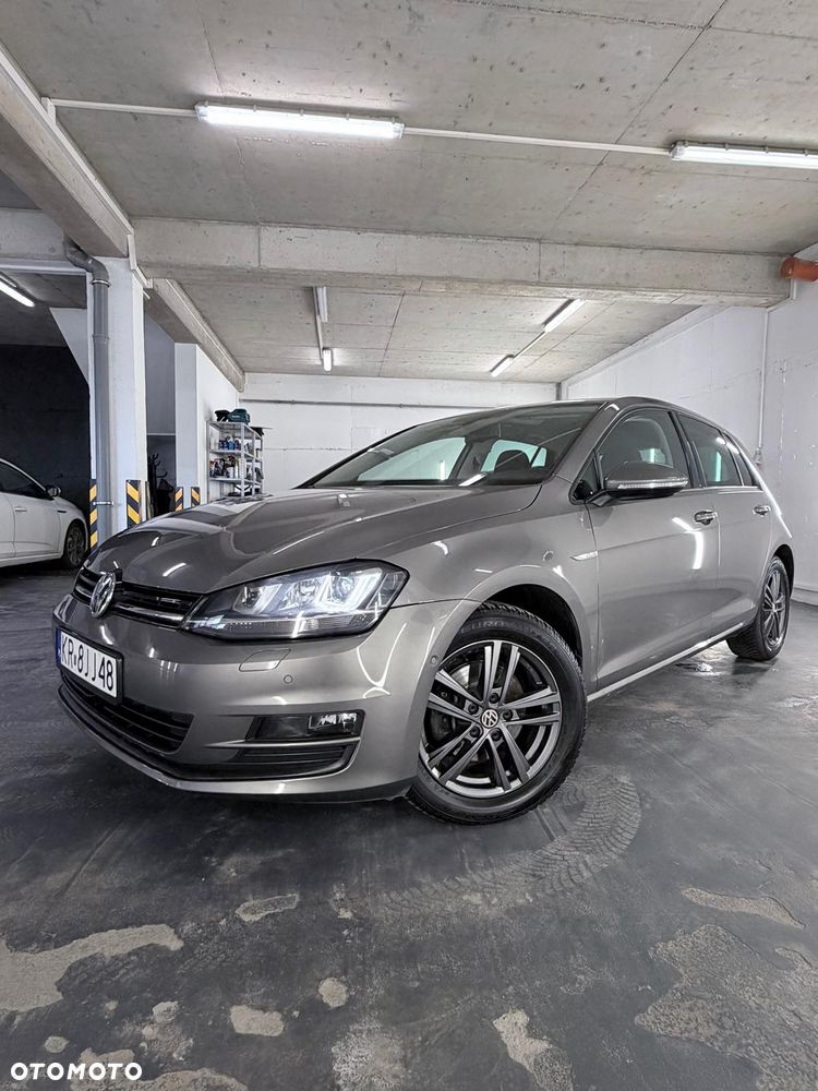 Volkswagen Golf 2.0 TDI (BlueMotion Technology) DSG Comfortline - 2
