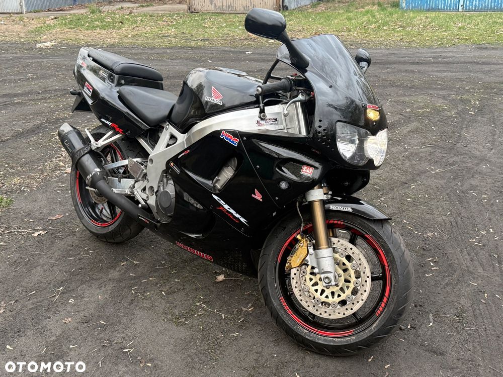 Honda CBR - 3