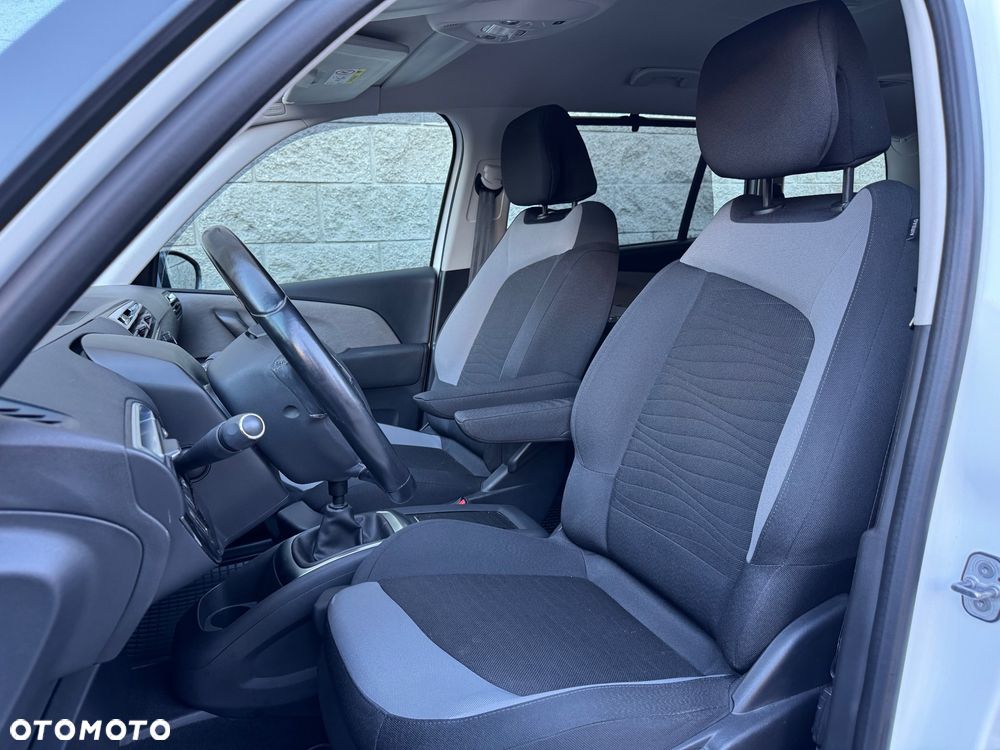 Citroën C4 Grand Picasso PureTech 130 Stop&Start LIVE - 18