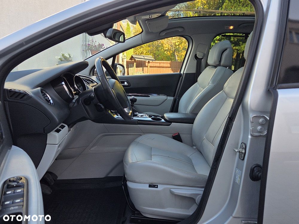 Peugeot 3008 2.0 HDi Premium+ - 15