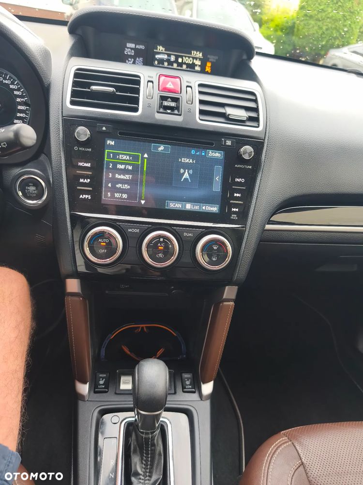 Subaru Forester 2.0 XT Platinum Lineartronic - 6