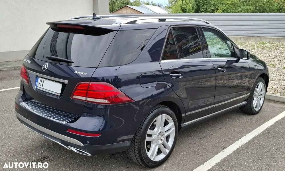 Mercedes-Benz GLE 250 d - 9