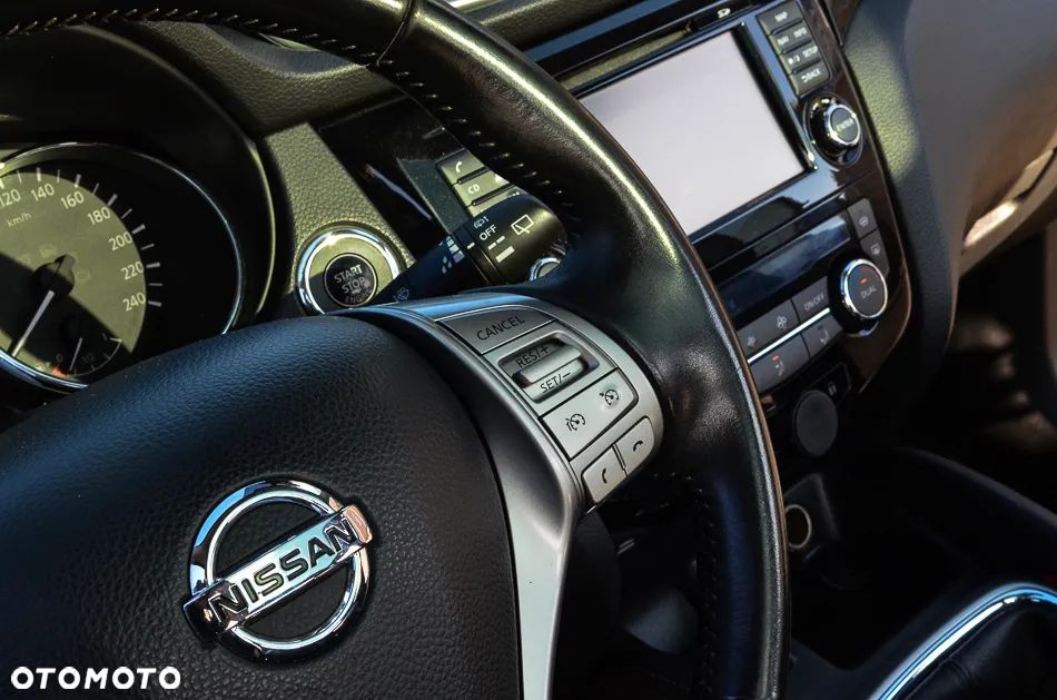 Nissan Qashqai 1.2 DIG-T Tekna+ - 24