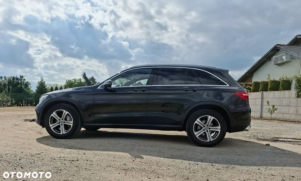 Mercedes-Benz GLC - 9